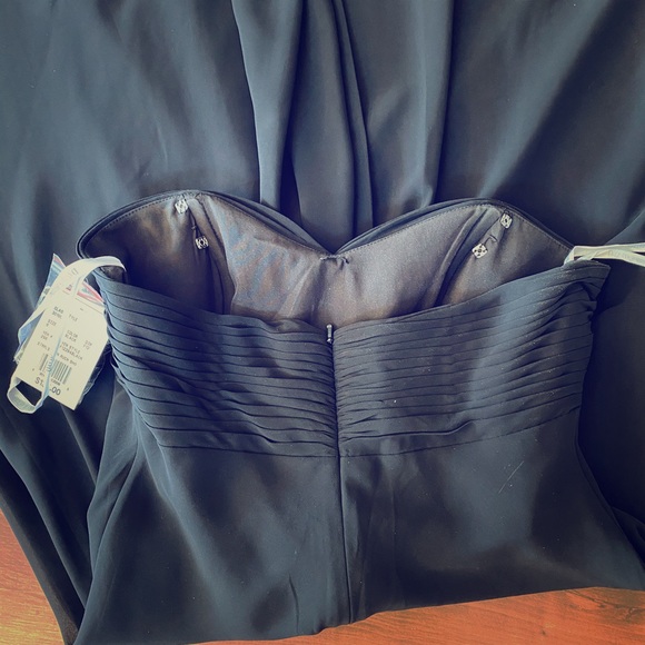 NWT BLK David’s bridal chiffon strapless dress - Picture 3 of 5